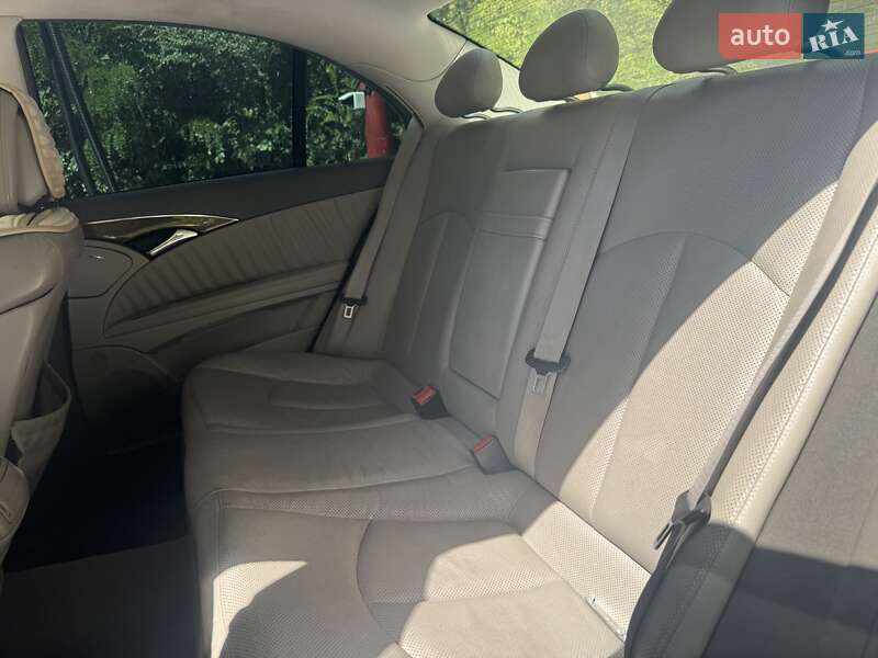 Mercedes-Benz E-Class 2008