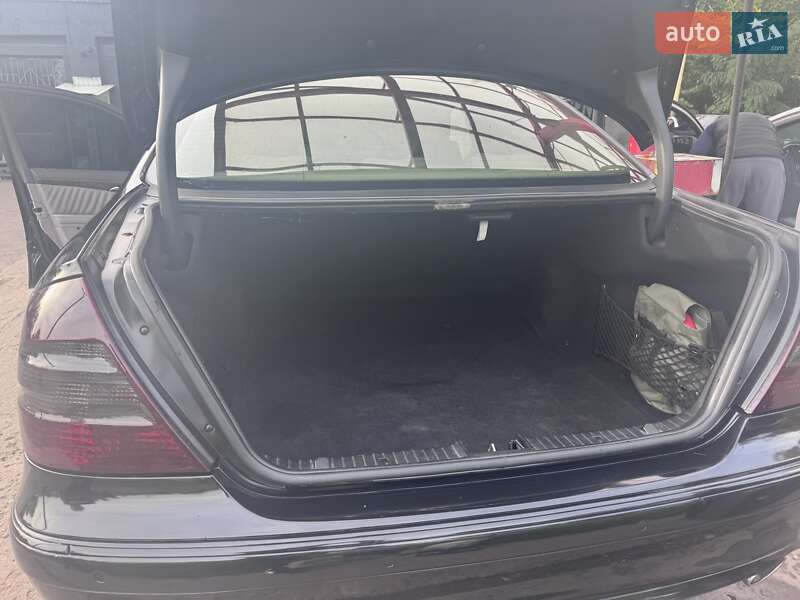 Mercedes-Benz E-Class 2008