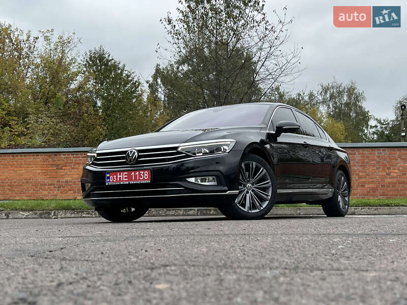 Volkswagen Passat 2021