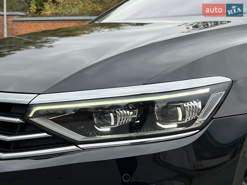 Volkswagen Passat 2021