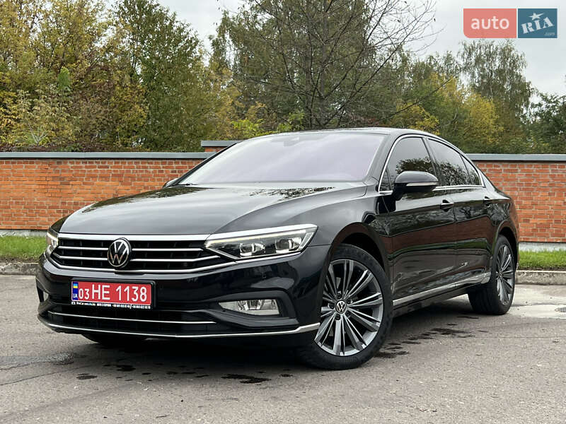 Volkswagen Passat 2021