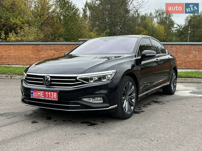 Volkswagen Passat 2021