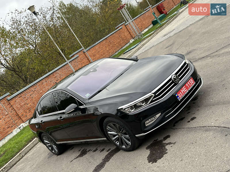 Volkswagen Passat 2021