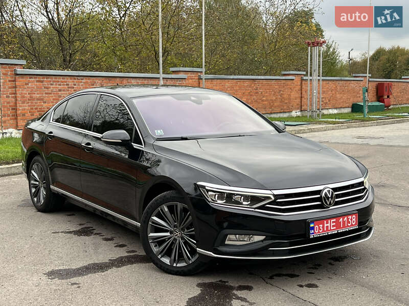 Volkswagen Passat 2021