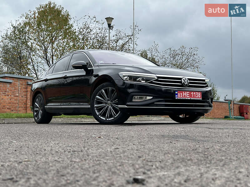 Volkswagen Passat 2021