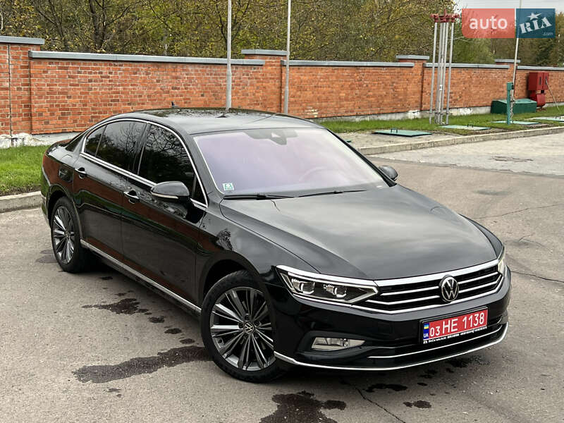 Volkswagen Passat 2021