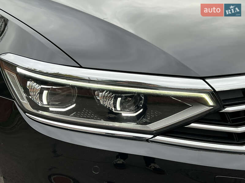 Volkswagen Passat 2021