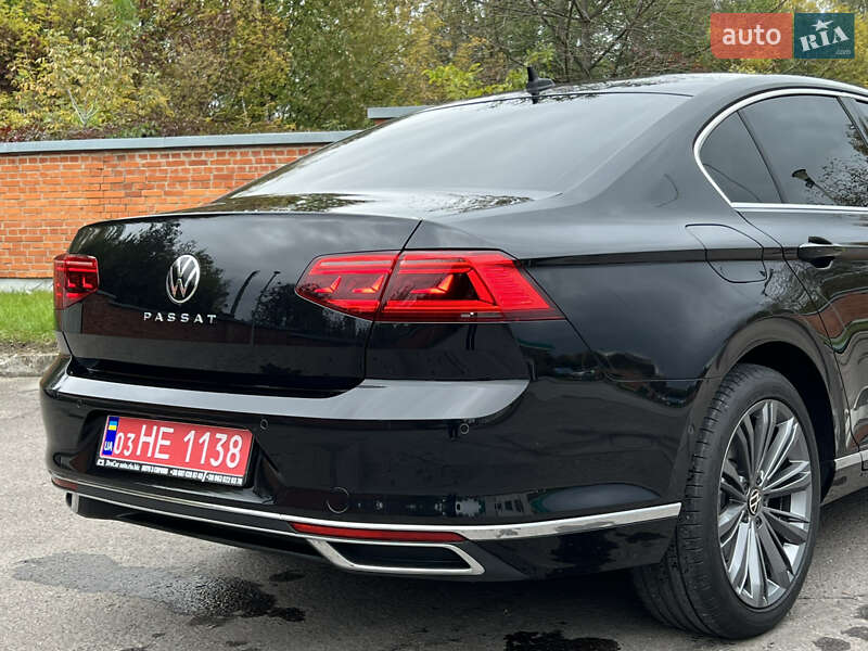 Volkswagen Passat 2021