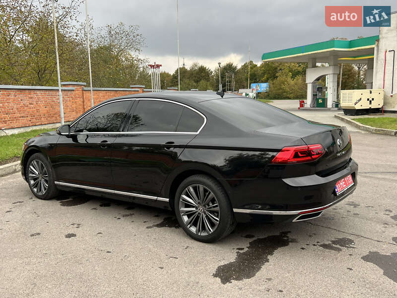 Volkswagen Passat 2021