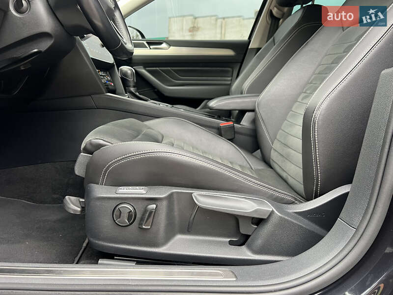 Volkswagen Passat 2021