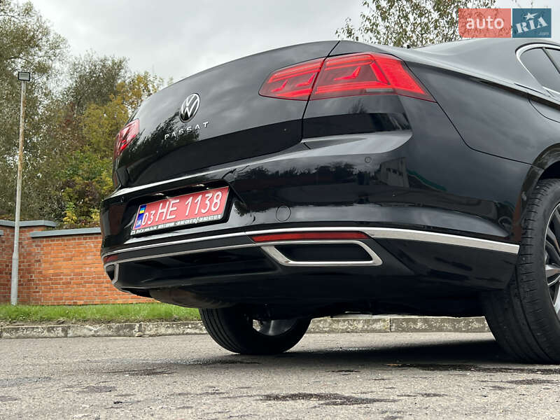 Volkswagen Passat 2021