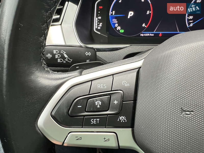 Volkswagen Passat 2021