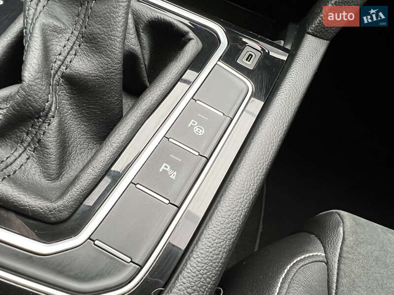 Volkswagen Passat 2021