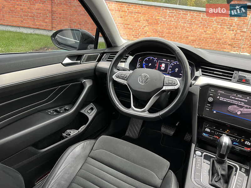 Volkswagen Passat 2021