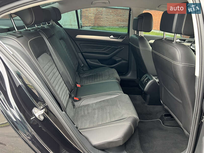 Volkswagen Passat 2021