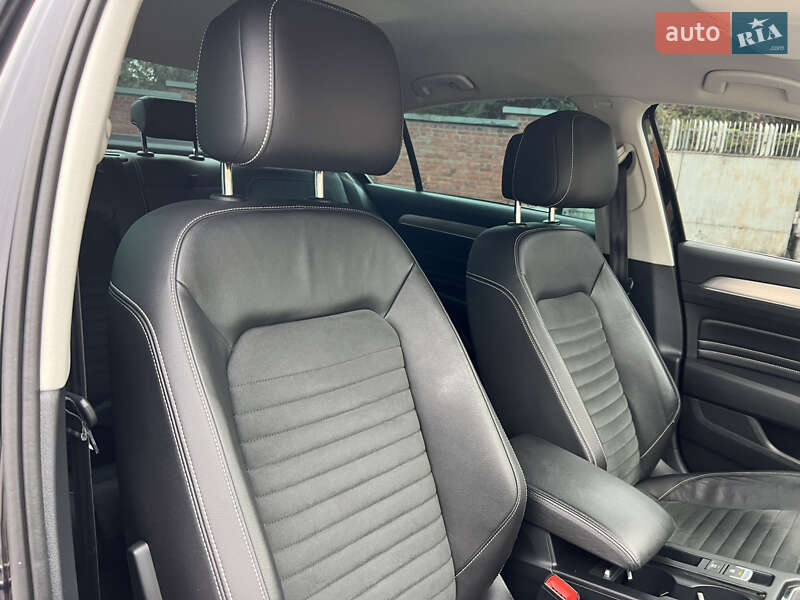 Volkswagen Passat 2021