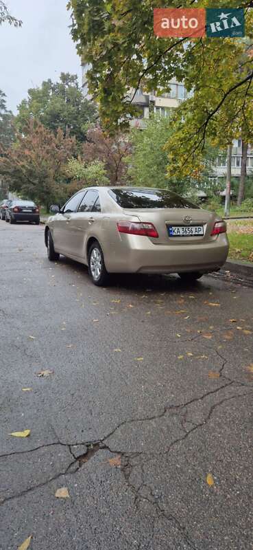 Toyota Camry 2008