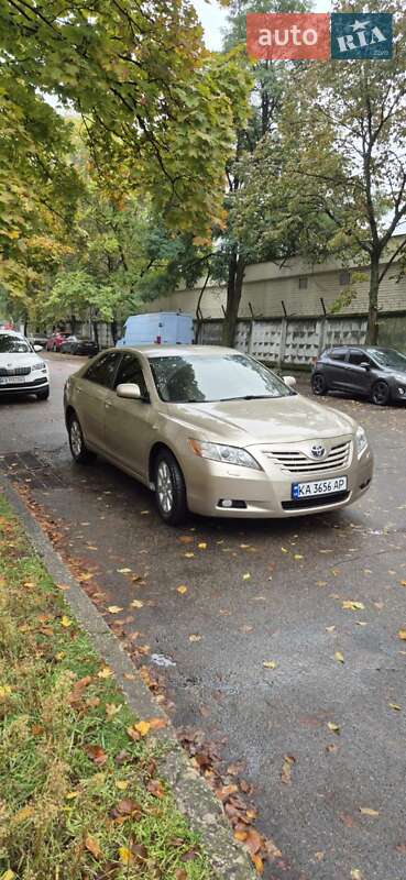 Toyota Camry 2008