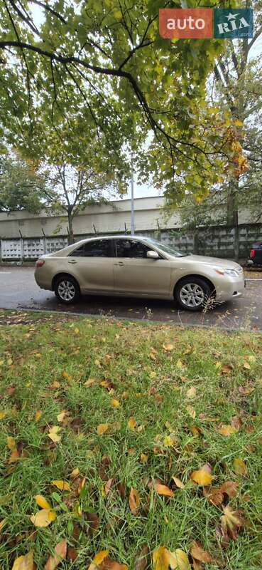 Toyota Camry 2008
