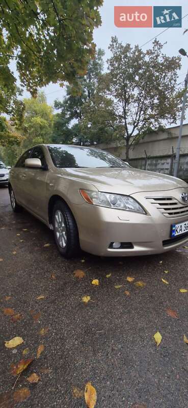 Toyota Camry 2008