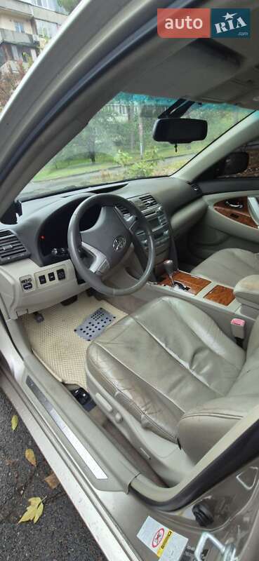 Toyota Camry 2008
