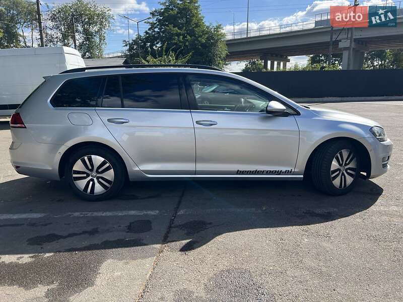 Volkswagen Golf 2013