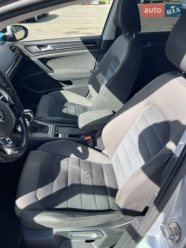 Volkswagen Golf 2013