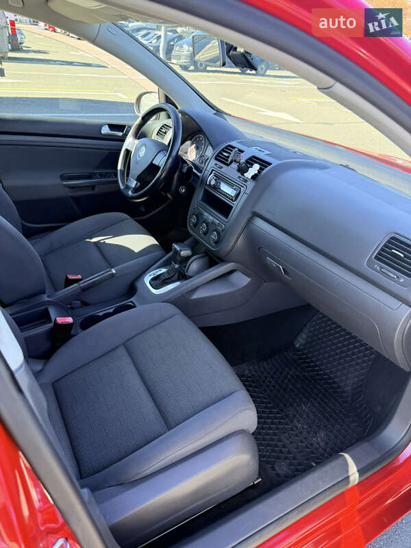 Volkswagen Golf 2008