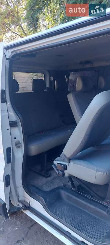 Nissan Primastar 2009