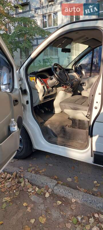 Nissan Primastar 2009