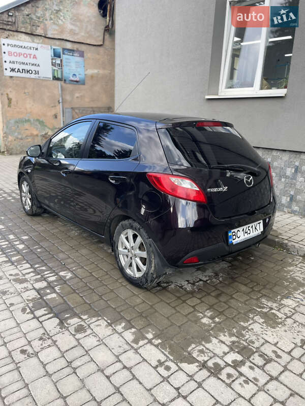 Mazda 2 2009