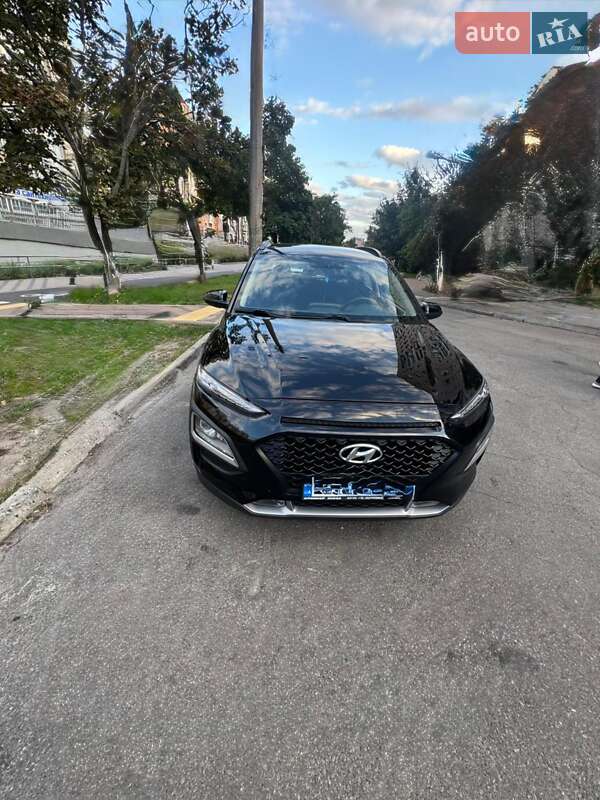 Hyundai-0