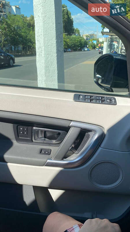 Land Rover Discovery Sport 2015