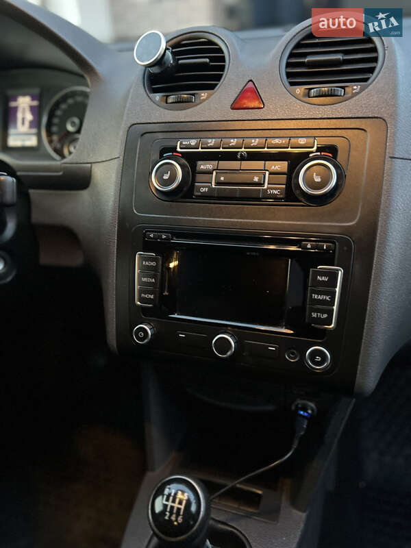 Volkswagen Caddy 2013