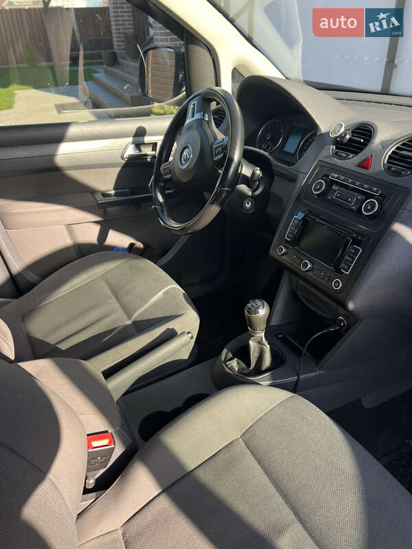 Volkswagen Caddy 2013