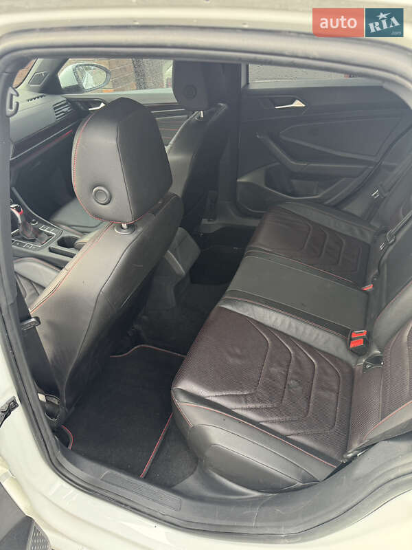 Volkswagen Jetta 2022