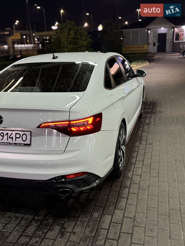 Volkswagen Jetta 2022