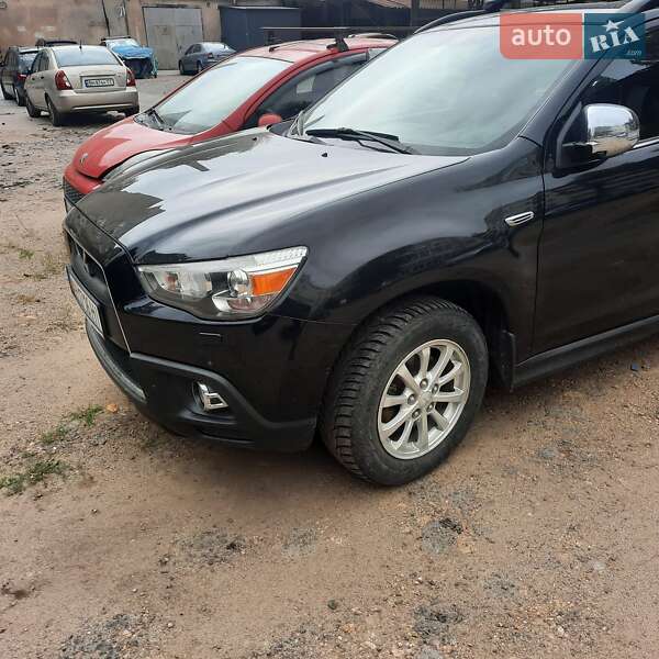 Mitsubishi ASX 2011