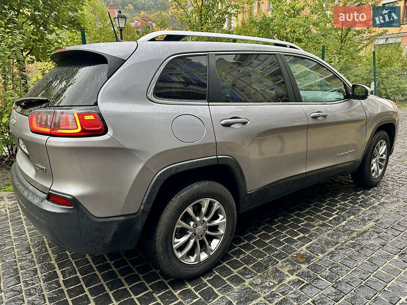 Jeep Cherokee 2020