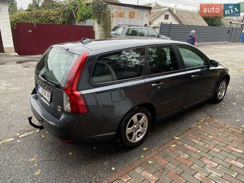 Volvo V50 2009