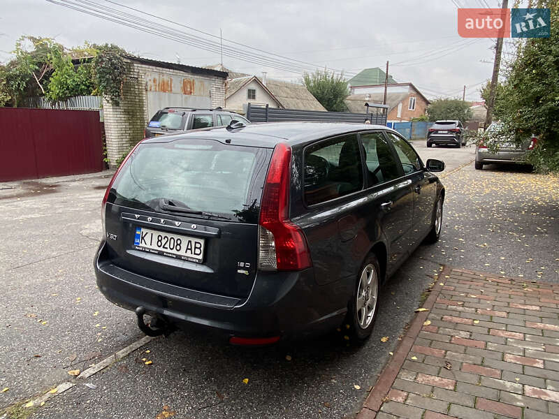 Volvo V50 2009
