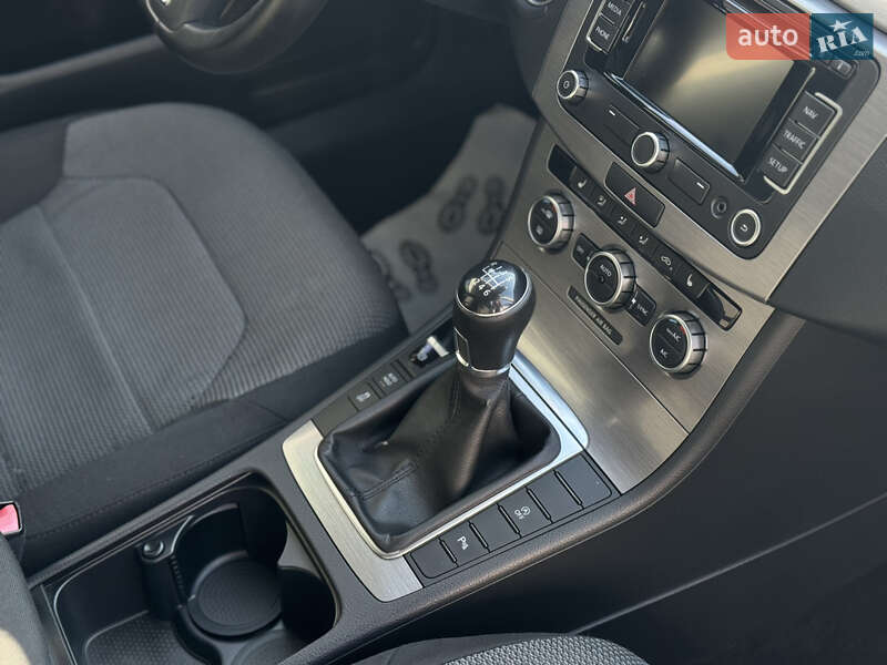 Volkswagen Passat 2012