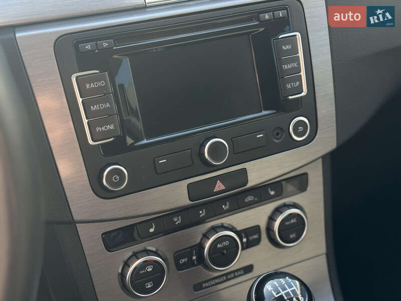 Volkswagen Passat 2012