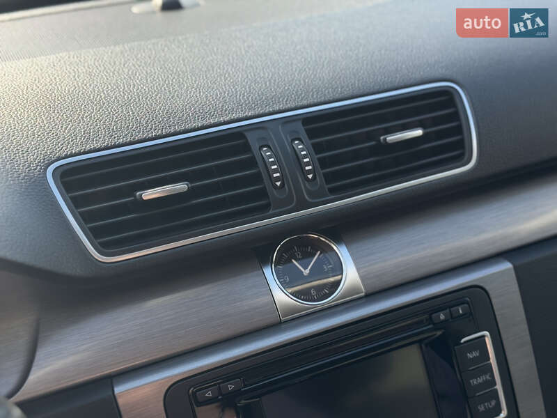 Volkswagen Passat 2012