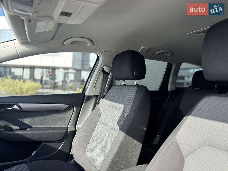 Volkswagen Passat 2012