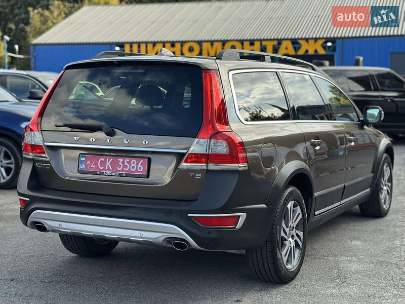 Volvo XC70 2014