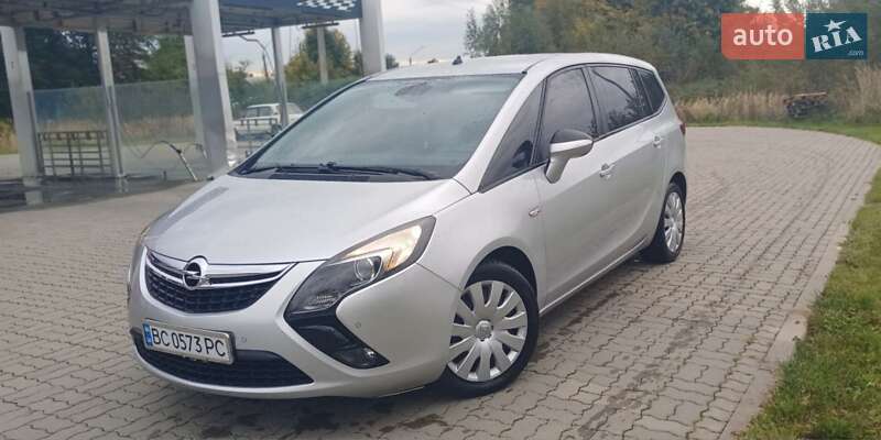Opel Zafira 2015