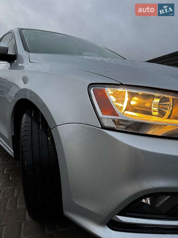 Volkswagen Jetta 2015