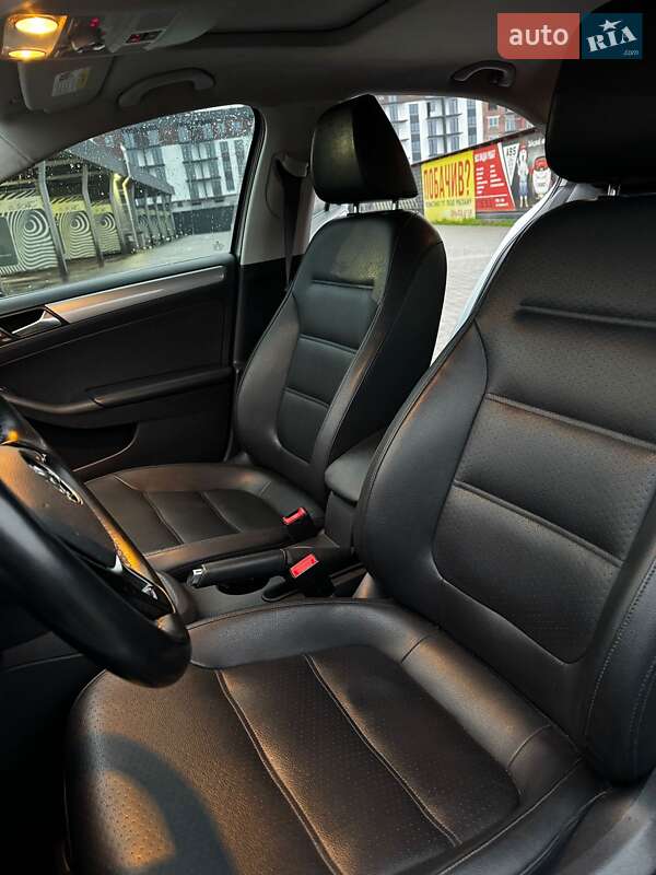 Volkswagen Jetta 2015