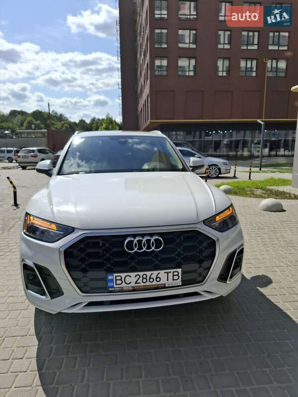 Audi Q5 2021